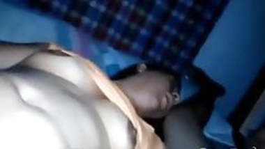 Indian wife's juicy pussy creampied