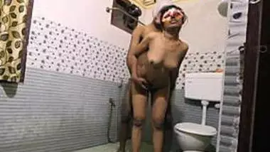 Shower Fucking Of Married Desi Couple On Honeymoon