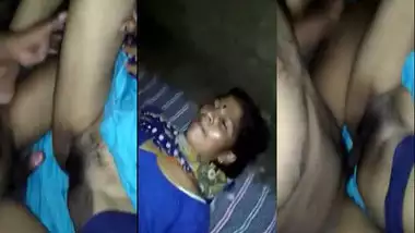 Gand Marne Wali Full Sexy Video 2014 - Indian video Jija Ne Sali Ki Gand Marne Ki Kosis