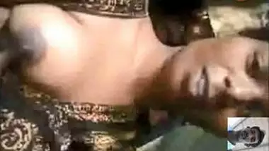Tamil Muslim Girls Sex Videos - Indian video Sucking Breasts Of Muslim Girl In Park