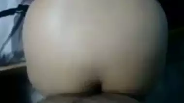 Dazzling young Surat bhabhi?s first time anal sex