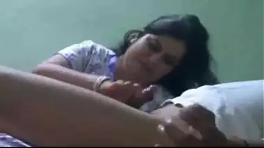 Mumbai Bhabhi Erotic Cheating Sex MMS