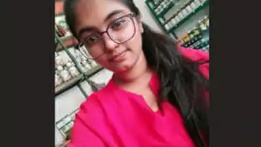 Big Booby Super Cute Sri Lankan Girl with Native SL Cutest Pussy Video