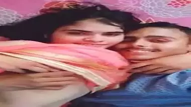 Desi aunty porn video with hubby?s friend