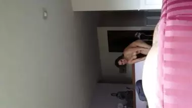 गर्म हिदी बिपी चाची युवा लड़के