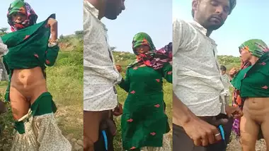 राजस्थानी आदिवासी औरत कि नंगी चूत दिखाई खुले में