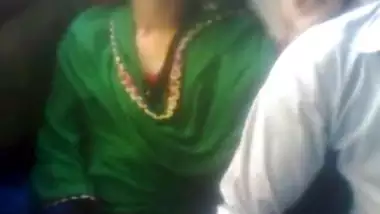 बांग्लादेशी इंदीयन पोर्न में बस