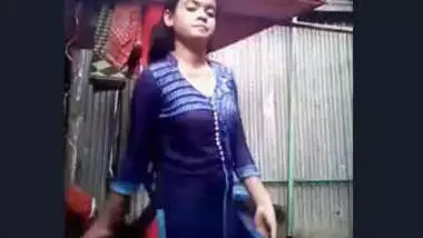 Xcxxxm - Indian video Today Exclusive Village Girl Bathing Record In Hidden Cam