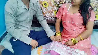 मेरा पति मुझे सही से चोद नहीं पता तू मेरे साथ सेक्स कर ले तुझे खुस कर दूंगी