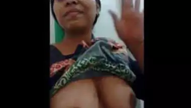 देसी बूब्स का वेबकेम शो