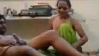 कामवाली आंटी की सेक्स सर्विस