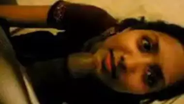 शादी में जाने से पहले जवान बीवी को लंड चुसाया