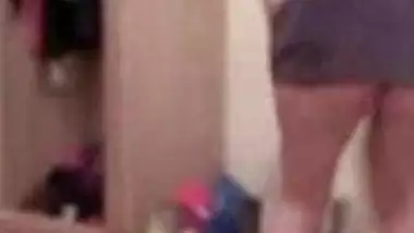 ब्लू मूवी फुल-अरबी लड़कियों