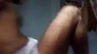 रोमांटिक पोर्न हाउस के मालिक