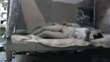 रखने हिंदी पर कमबख्त! कोई पसीना 6