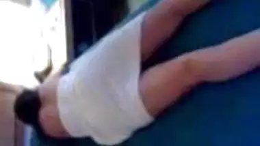 जिसके इंडियन हद सेक्स में हरे रंग की साड़ी