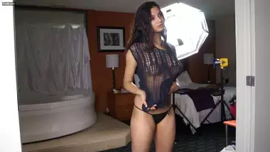 Indian Model Shanaya Nude Video