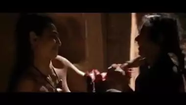 राधिका रुस्तोम फुल मूवी आप्टे से पता चलता है उसे स्तन में प्यासा