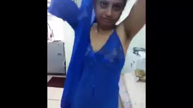 gujarati bhabhi in blue chemise