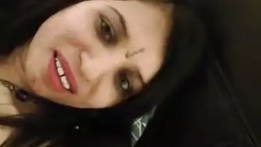 सेक्सी सेक्सी ब्लू वीडियो भारतीय पत्नी साडी में