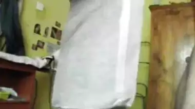 भारतीय इंग्लिश पिक्चर ओपन चाची 1013