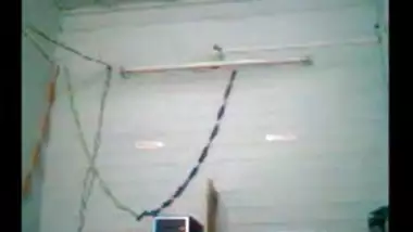 सुंदर मैनफोर्स गोली सेक्सी भारतीय लड़की के साथ उसके