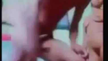 सेक्सी बिहारी लड़की और चपरी लवर की खड़े खड़े चुदाई की लाइव बीएफ