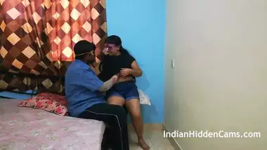 Mom Tamil HOUSEWIFE Bhabhi Ki Chudai Zor Zor...