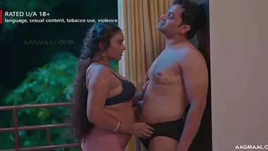 देसी फॅमिली में चुदाई कांड रंडी भाभी और हॉट साली की