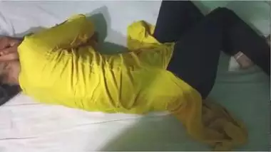 लंड की भुकी बहन की सेक्सी चुत चुदाई