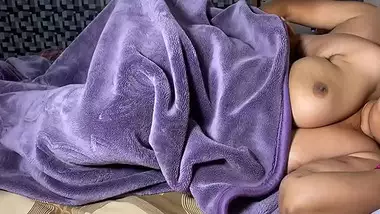 सौतेला बेटे के साथ सुहागरात मनाई माँ ने