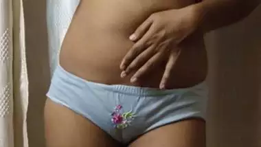 Mallu aysha seducing her boyfriend clear...