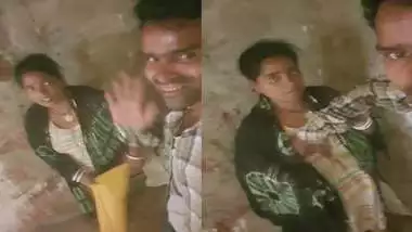 Bihari village girl boob press and viral fucking