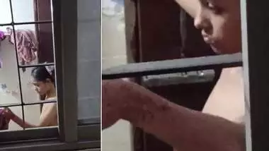 Neighbor girl dress change after nude bath caught