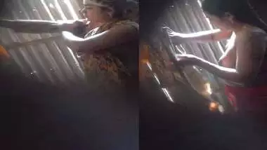 Bangladeshi village beauty boobs show after bath